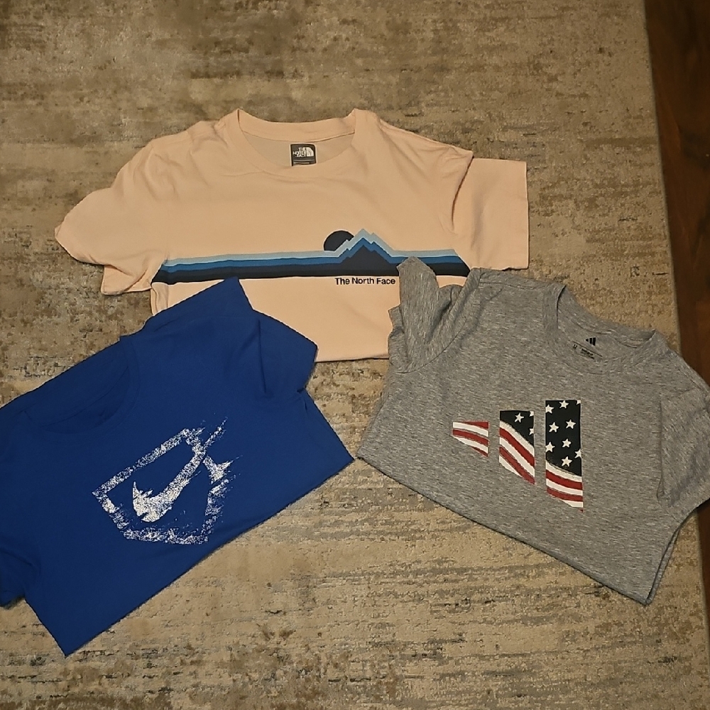 Boys Tshirt Lot Size Medium - North Face, Nike, Adidas